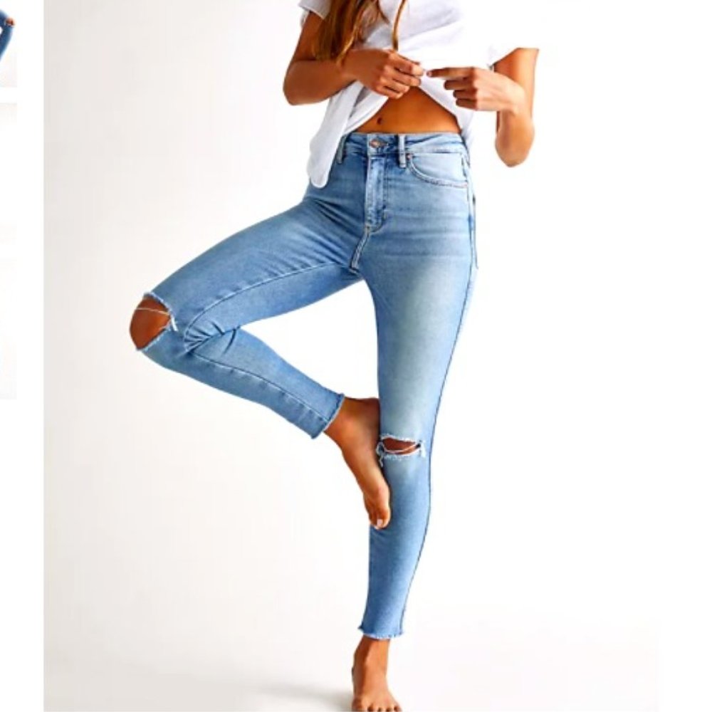 Free people RAW EDGE jeans 26
